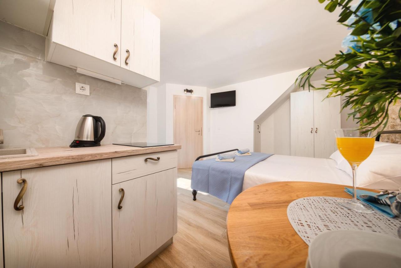 Apartments Jerolim Split Extérieur photo